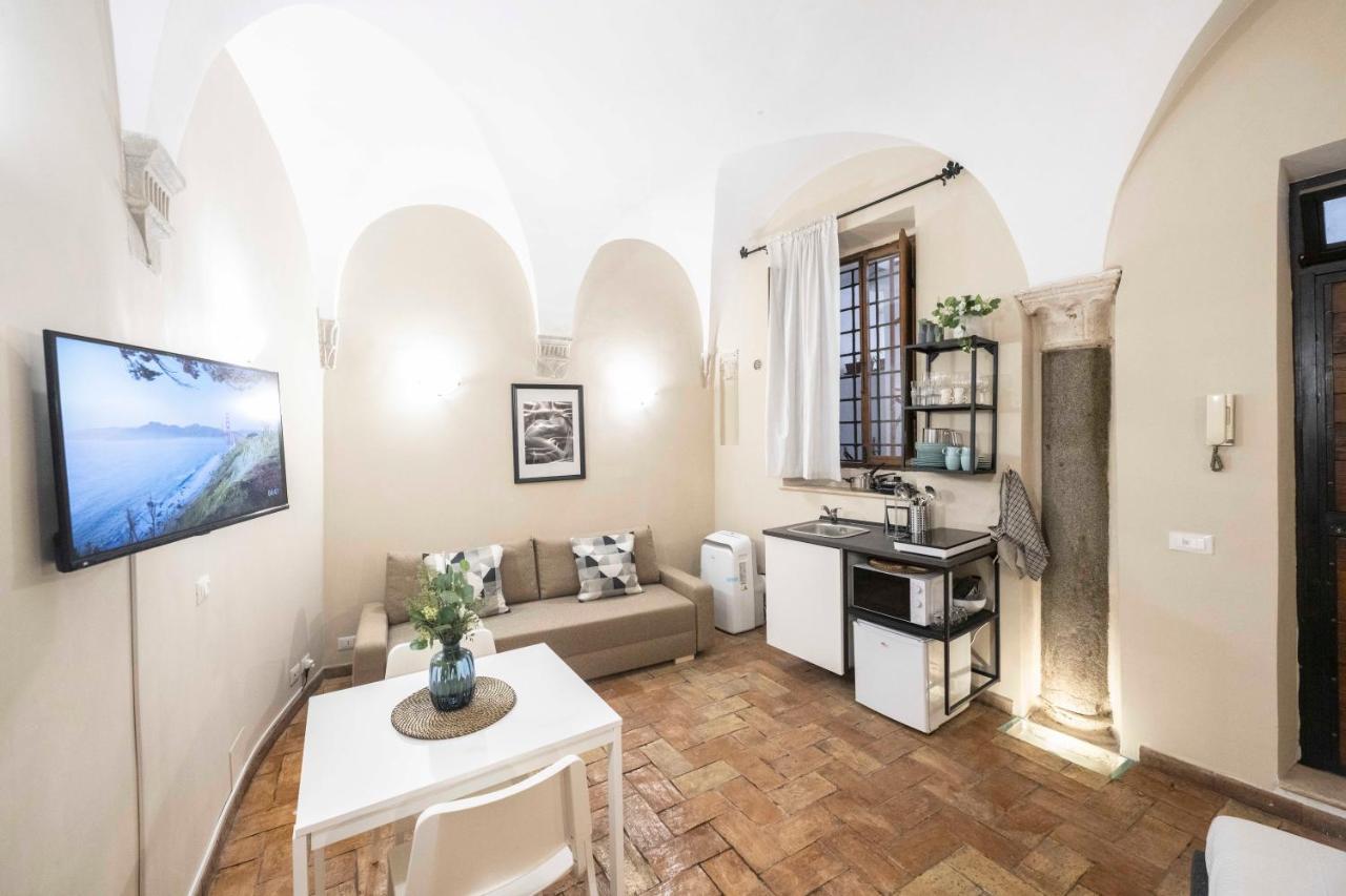 Studio Delle Grotte - Campo De' Fiori Roma Dış mekan fotoğraf